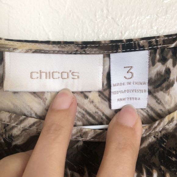 Chico’s Size 3 Top Blouse - Picture 3 of 9